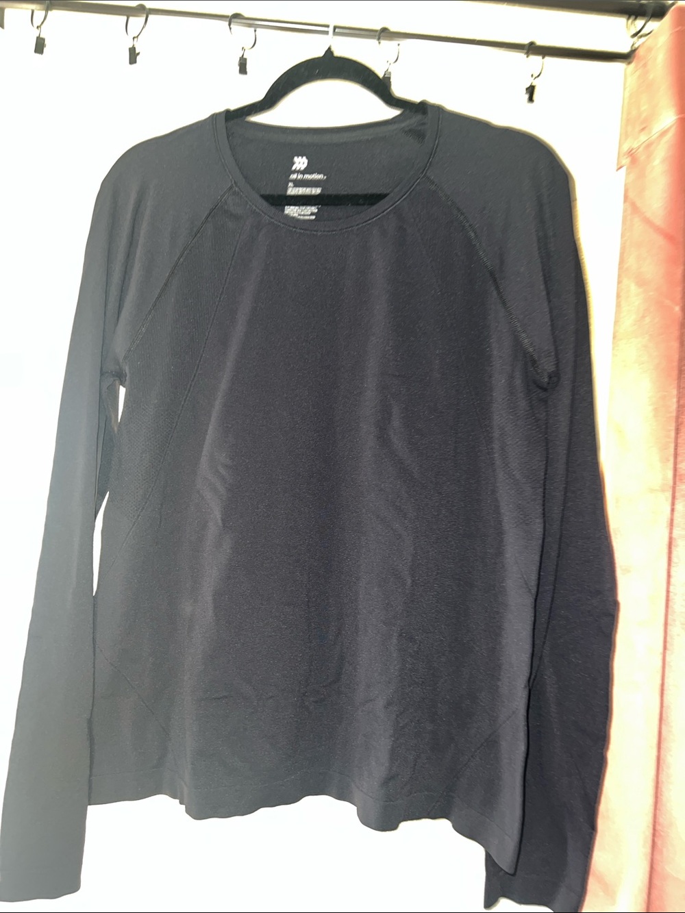all in motion Black Long-Sleeve Crew Performance Shirt